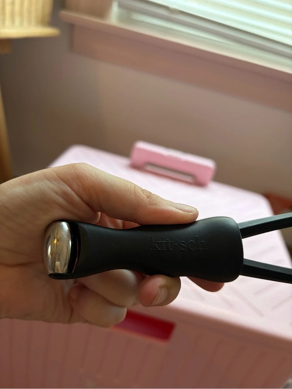 Kitsch Pink Beaded Lifting Facial Roller